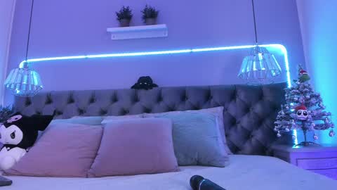 Snapshot of naomii_soto chatting on 12-31-24, 01:08 Naomi online show from 12-31-24, 01:08