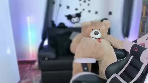 Naomi online show from 03-18-26, 10:35