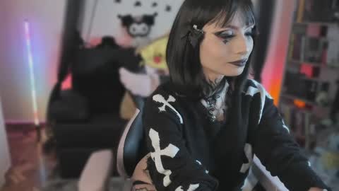 Naomi online show from 04-18-26, 04:55