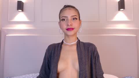 Naomi Klarc online show from 12-24-24, 02:32