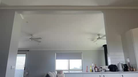 naomirhoades online show from 03-06-25, 03:24