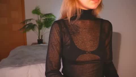 naomirosy online show from 02-11-26, 07:19