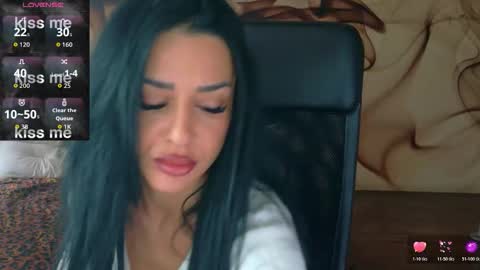 NaomiScarlett online show from 11-07-25, 09:42