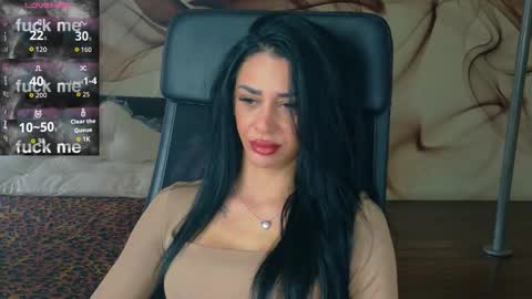 NaomiScarlett online show from 11-18-25, 09:25