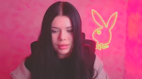 Snapshot of naomivibes chatting on 11-22-25, 12:26 Naomi online show from 11-22-25, 12:26