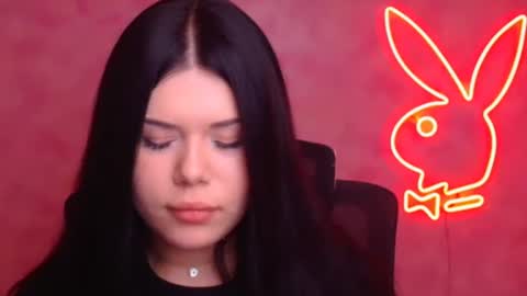 Snapshot of naomivibes chatting on 12-05-25, 06:48 Naomi online show from 12-05-25, 06:48