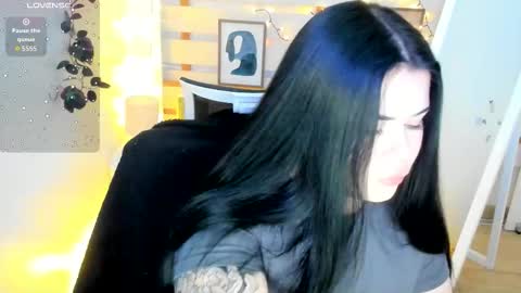 Naomi online show from 02-08-26, 09:07