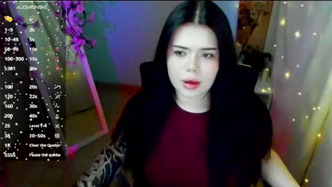 Snapshot of naomivibes chatting on 05-04-26, 06:20 Naomi online show from 05-04-26, 06:20