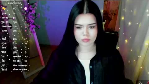 Snapshot of naomivibes chatting on 05-05-26, 12:24 Naomi online show from 05-05-26, 12:24