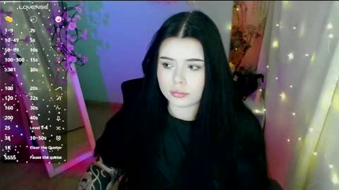 Snapshot of naomivibes chatting on 05-11-26, 08:20 Naomi online show from 05-11-26, 08:20