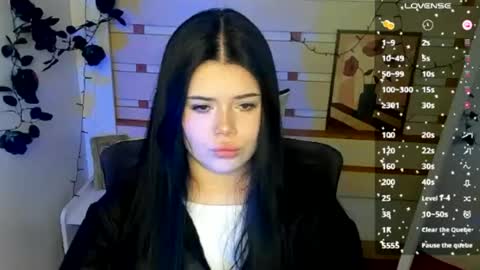 Snapshot of naomivibes chatting on 06-19-26, 06:51 Naomi online show from 06-19-26, 06:51