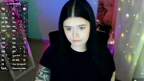 Snapshot of naomivibes chatting on 07-03-26, 06:31 Naomi online show from 07-03-26, 06:31