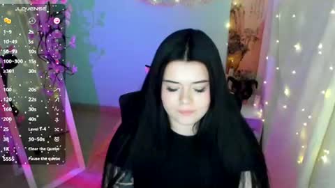 Snapshot of naomivibes chatting on 07-10-26, 06:54 Naomi online show from 07-10-26, 06:54