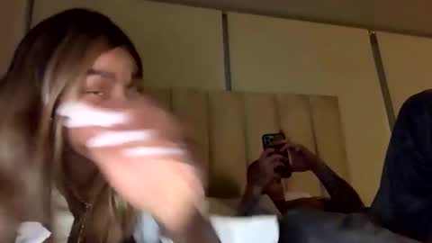 naomiysuvikingo online show from 04-01-26, 10:40