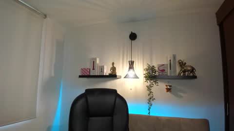 Naomy Stanley online show from 05-31-26, 08:32