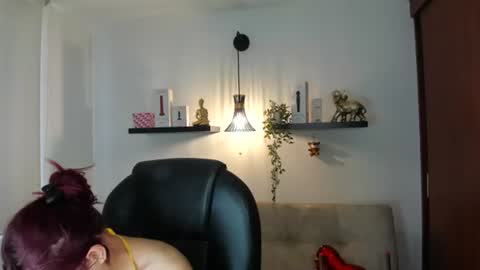 Snapshot of naomy_stanley_ chatting on 06-21-26, 09:50 naomy_stanley_ online show from 06-21-26, 09:50
