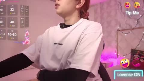 Naomy  online show from 12-21-25, 02:19