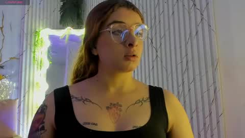 Naomy  online show from 04-14-26, 03:12