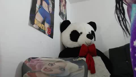 Snapshot of naomylux1 chatting on 05-16-26, 12:48 naomylux1 online show from 05-16-26, 12:48