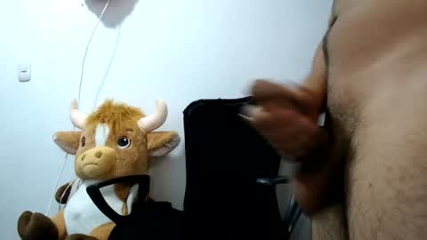 Snapshot of naomylux1 chatting on 07-22-26, 02:03 naomylux1 online show from 07-22-26, 02:03