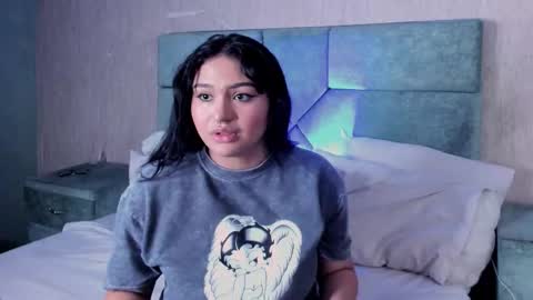 Naomy online show from 03-01-26, 08:44