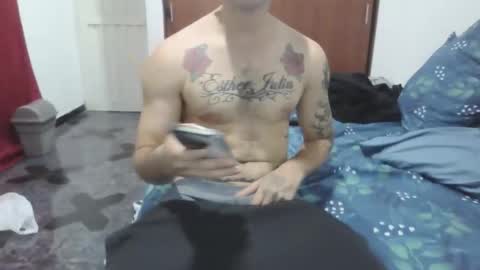 Snapshot of narakuart69 chatting on 02-15-26, 08:35 NarakuArt69 online show from 02-15-26, 08:35