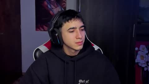 Snapshot of naranjo_seb chatting on 11-29-25, 04:26 sebastian online show from 11-29-25, 04:26