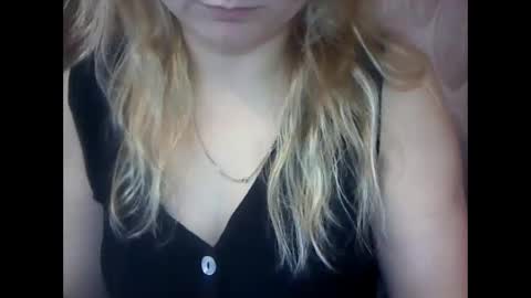 NarcisJill online show from 10-22-25, 10:37