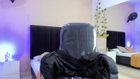 Nascary Fox online show from 11-06-25, 09:15