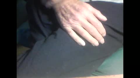 Snapshot of nasdude36 chatting on 04-01-26, 04:48 nasdude36 online show from 04-01-26, 04:48