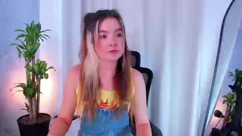 Nashly Fontana online show from 03-16-26, 02:21