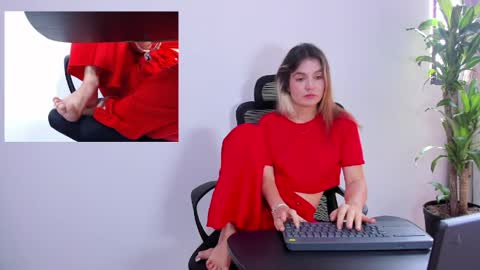 Snapshot of nashlyfontanna chatting on 06-04-26, 02:23 Nashly Fontana online show from 06-04-26, 02:23