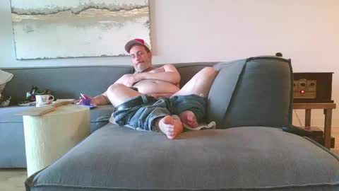 Snapshot of nassobout chatting on 05-17-26, 10:50 nassobout online show from 05-17-26, 10:50