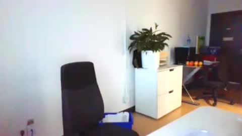 nassobout online show from 06-30-26, 11:39