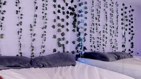 Snapshot of nastasha_nasty1 chatting on 01-16-25, 10:44 Maira online show from 01-16-25, 10:44