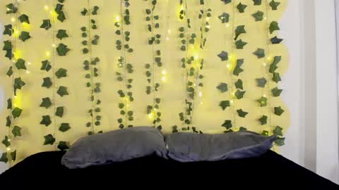 Snapshot of nastasha_nasty1 chatting on 02-02-25, 05:10 Maira online show from 02-02-25, 05:10