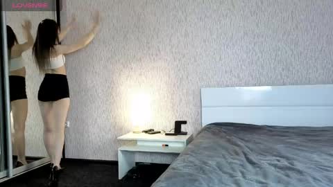 Snapshot of nastiixx chatting on 05-19-26, 01:28 Anastasia online show from 05-19-26, 01:28