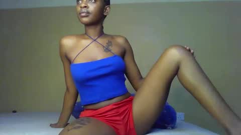 Snapshot of nasty_celine chatting on 11-10-25, 07:13 nasty_celine online show from 11-10-25, 07:13