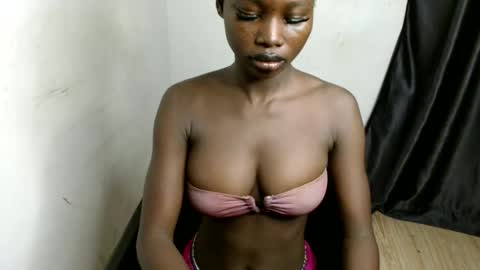 Snapshot of nasty_creamypussyy chatting on 03-08-26, 06:44 Mila online show from 03-08-26, 06:44