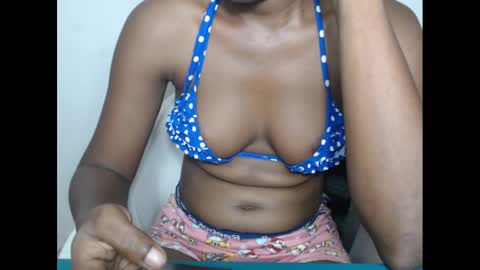 nasty_luna0 online show from 03-12-25, 10:48