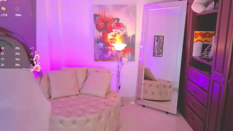 NATASHA online show from 09-18-25, 03:19