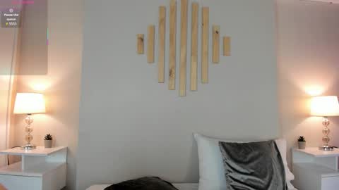 Natacha Diaz online show from 11-26-25, 11:11