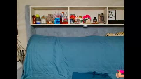 Natali online show from 09-15-25, 03:28