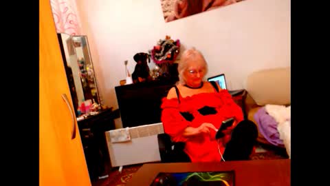 Snapshot of natali7634 chatting on 12-28-24, 12:35 natali online show from 12-28-24, 12:35