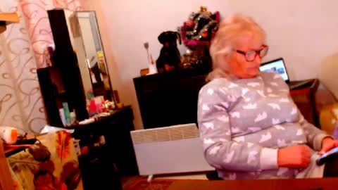 Snapshot of natali7634 chatting on 12-31-24, 05:40 natali online show from 12-31-24, 05:40