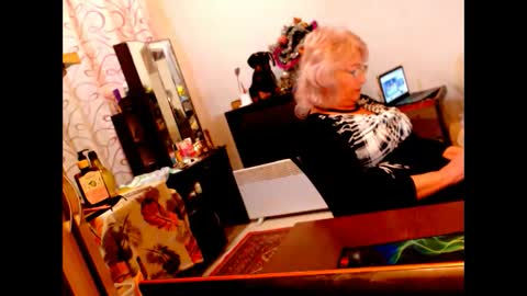 Snapshot of natali7634 chatting on 01-04-25, 07:44 natali online show from 01-04-25, 07:44