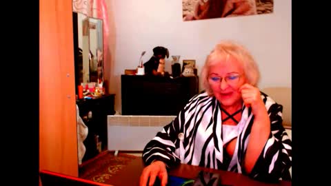 Snapshot of natali7634 chatting on 02-08-25, 06:22 natali online show from 02-08-25, 06:22