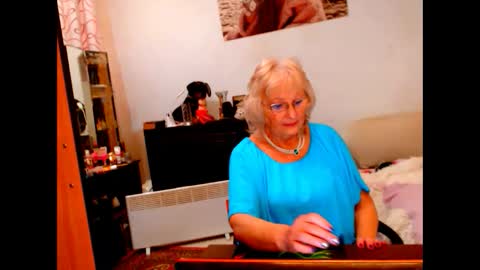 Snapshot of natali7634 chatting on 02-24-25, 07:19 natali online show from 02-24-25, 07:19