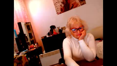 Snapshot of natali7634 chatting on 02-26-25, 09:10 natali online show from 02-26-25, 09:10