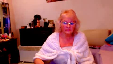 Snapshot of natali7634 chatting on 03-06-25, 04:30 natali online show from 03-06-25, 04:30